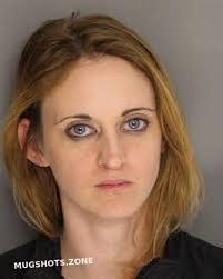 Stephanie Kirven's Instagram, Twitter & Facebook