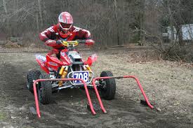 Improve your reaction time and learn to control power out of the gate and into the first corner with your very own starting gate. Holeshot Race Gate Practice Starting Gate Risk Racing