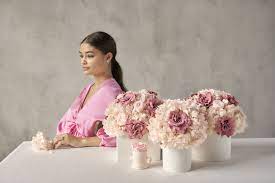 Everything's coming up roses for venus et fleur, the company behind the rose arrangements that last a year. Venus Et Fleur Launches Maison Collection