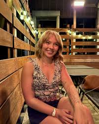 Anna Van (@annavanmusic) • Instagram photos and videos