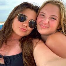 sarah nell (@sarahnellharp) • Instagram photos and videos