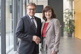 Den stubaitalern ist das sehr wohl bewusst. Wirtschaft Beitrage Zur Rubrik Aus Schwaz Meinbezirk At