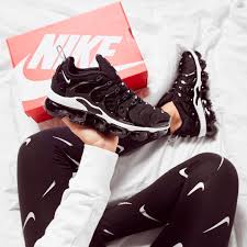Black And White Vapormax Plus Nike Vapormax Plus Shoes Black White White Sneakers Nike Black And White Shoes Black And White Trainers