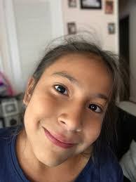 Daisy Mendez's Instagram, Twitter & Facebook