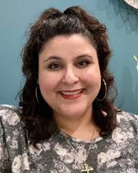 Kasandra Brown's Instagram, Twitter & Facebook