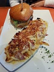Food tracker® and diverse payment methods. Capo S Burger House Aus Weinfelden Speisekarte