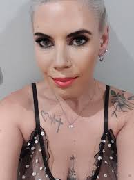 Amber Irons Porn & Nude Pics - TeacherPics.com