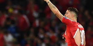 Avec la suisse, déjà troisième de son groupe, ces quatres autres nations sont désormais assurées de finir au minimum parmi les quatre meilleurs troisièmes de groupe, qui accèdent. Euro 2016 Puma A Compris Pourquoi Ses Maillots Se Sont Dechires Lors De Suisse France