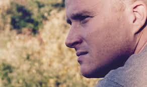 Singer-songwriter boeken of huren