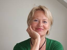 Genug Schutzmaterial? Altenheim-Mitarbeiterin sorgt sich