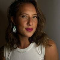 Carrie Gilpin's Instagram, Twitter & Facebook