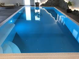 Polypropylen Becken Mit Uberlaufrinne Und Sitzbank Schwimmbad Bauen Schwimmbecken Poolbau