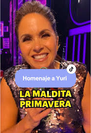 El homenaje de @Yuri muy todo que ver 🎶🎤 #JuegoDeVoces  #LaMalditaPrimavera #entretenimiento #televisa #Yuri #homenaje