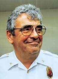 Ellen Laskowski's Instagram, Twitter & Facebook