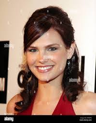 Cassandra Compton's Instagram, Twitter & Facebook