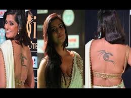 Varalakshmi hot in low saree. Download Tamil Actress Varalakshmi Sarathkumar Saree And Back Less Hot Video Daily Movies Hub