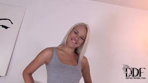 Katharine Fozol - Blonde Ambition Porn Video - VXXX.com