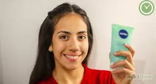 9 Ways to Do a Simple Makeup Look for School