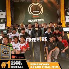 12 tim yang akan bertarung memperebutkan gelar juara free fire shopee indonesia masters 2019.like dan follow untuk informasi seputar turnamen free fire di. Digelar Dengan Meriah Free Fire Shopee Indonesia Masters 2019 Berhasil Cetak Rekor Muri Jurnalapps Co Id