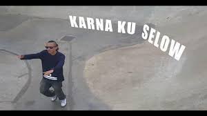 Bersemut la semua orang yang dengar. Daftar Lagu Indonesia Terbaru Dan Terlaris 2018 Dari Lagi Syantik Karena Su Sayang Hingga Selow Sriwijaya Post