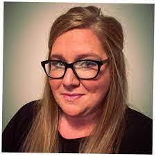 Ursula Abraham's Instagram, Twitter & Facebook