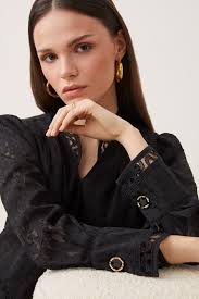 Lucie Short blouse in black devoré fabric