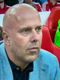 Arne Slot talking about Federico Chiesa 🗣️ "Chiesa needs to play enough  minutes, but he will have competition from some of the attacking players."  "I'm going to use him and he's going