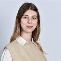 Jasmine Nasser's Instagram, Twitter & Facebook