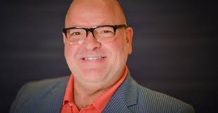 Steven Geter's Instagram, Twitter & Facebook