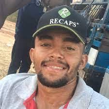 Alex Laureano's Instagram, Twitter & Facebook