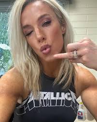 Sunday Funday with Someone Nice, Fun, and Beautiful