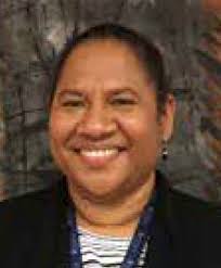 Estelle Bain's Instagram, Twitter & Facebook