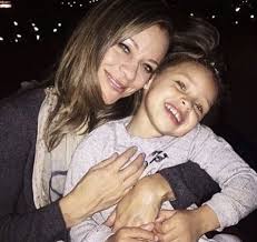Dell curry and sonya curry, parents of stephen curry. Riley Really Resembles Her Grandma Sonya In This Pic