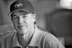 Diver dies inside the 'Grove'