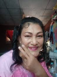 I am a bright woman and a woman who likes to have a smile to impress people  and the happiness that I have today, I would like to give to someone who