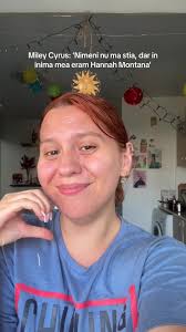 Impactul lui Hannah Montana asupra mea: de la copilarie la educatie