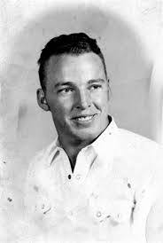 Jesse Gandy's Instagram, Twitter & Facebook