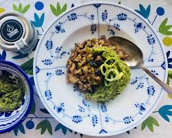 Risotto Mit Schwarzem Knoblauch Und Lauchcreme Risotto Lauch Knoblauch