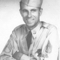 Faye Hinkle's Instagram, Twitter & Facebook