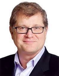 Louis Borrelli's Instagram, Twitter & Facebook