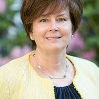 Kim Perryman's Instagram, Twitter & Facebook