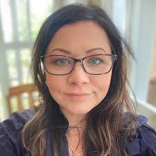 Carly Jansen's Instagram, Twitter & Facebook