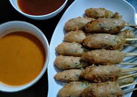 Tetapi beberapa orang terkadang menggantinya dengan olahan ikan atau sayur sesuai selera. Resep Sempol Ayam Khas Malang Oleh Kurnia Cookpad