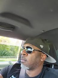 Chicagoans in Tampa Connecting and Sharing Experiences