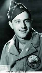 C'EST AVEC l'activation de la 17th Airborne Division le 15 avril 1943 que  débute l'histoire du 517th Parachute Infantry R