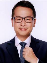 Chih Chiang's Instagram, Twitter & Facebook