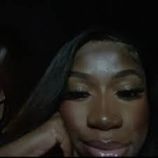 Amelia Bryan's Instagram, Twitter & Facebook