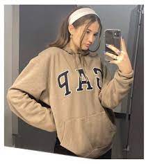 Cutest Hoodie Gap Pullover Hoodie Outfit Gappulloverhoodieoutfit Gap Outfits Pullover Hoodie Outfit Cute Casual Outfits