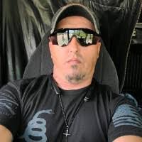 Brian Sams's Instagram, Twitter & Facebook