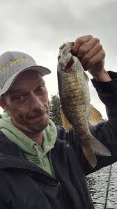 Aaron Broadbent's Instagram, Twitter & Facebook